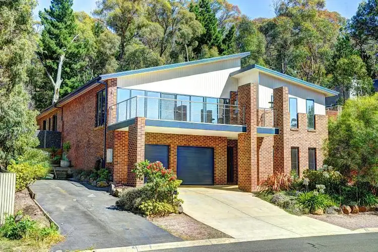 3 Zoe Drive, Mount Helen VIC 3350