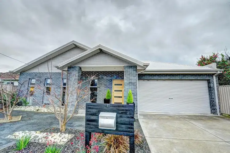 11 Canterbury Street, Brown Hill VIC 3350