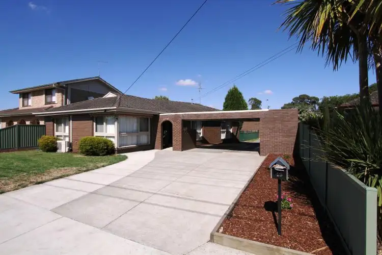 49 Lake Street, Wendouree VIC 3355