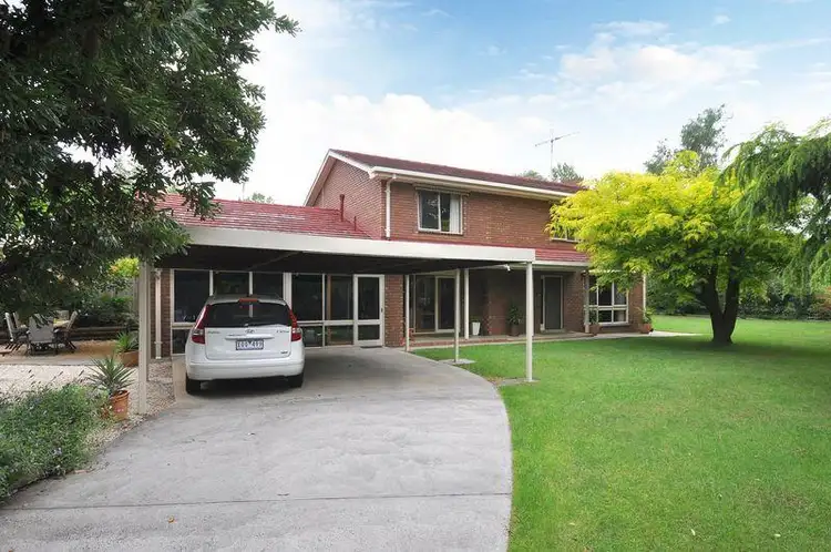 10 Hallyburton Grove, Warragul VIC 3820