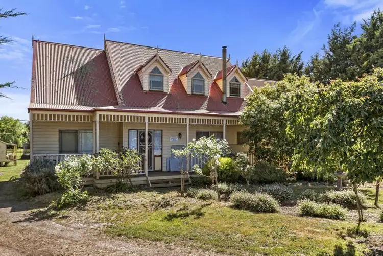 Third view of Homely house listing, 3 Thomas Court, Romsey VIC 3434