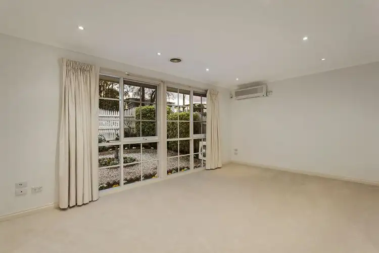 Fourth view of Homely apartment listing, 1/16 Murrumbeena Road, Murrumbeena VIC 3163