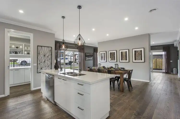 Fourth view of Homely house listing, 8 Hillgrove Close, Warragul VIC 3820