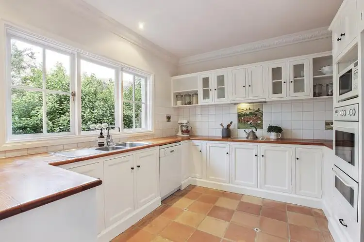 Second view of Homely house listing, 2 Weafgreen Court, Camberwell VIC 3124