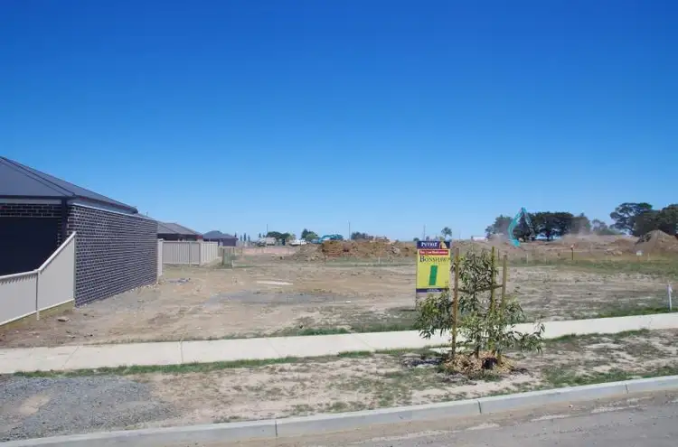 127(Lot 4) Birdwood Avenue, Sebastopol VIC 3356