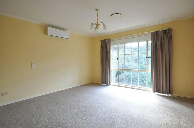 Sixth view of Homely house listing, 3 Amber Place, Warragul VIC 3820