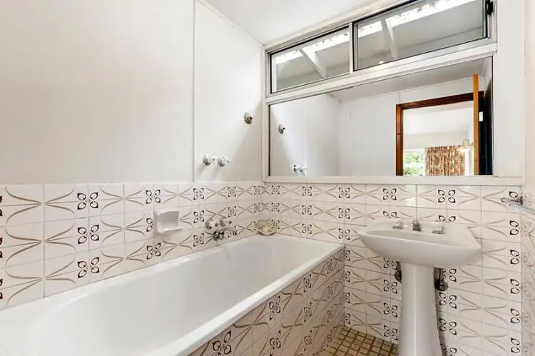 Sixth view of Homely house listing, 4 Longland Road, Mitcham VIC 3132