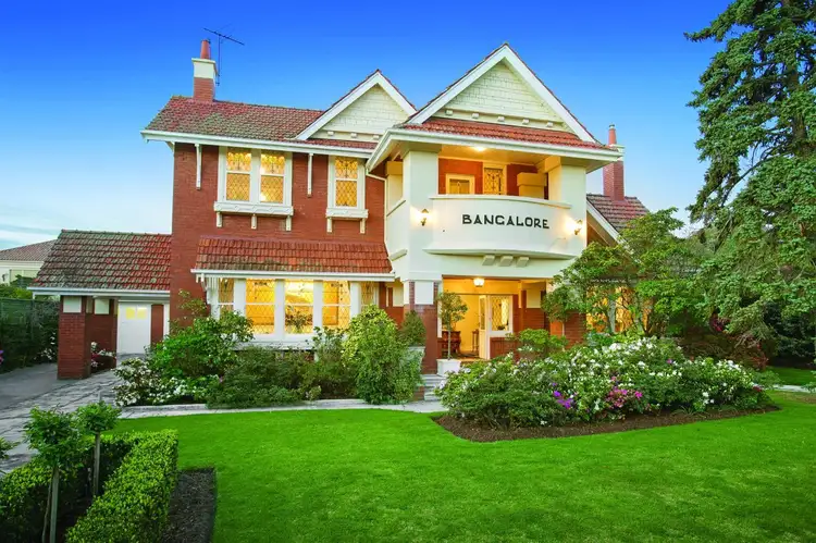 19 Bay Street, Brighton VIC 3186