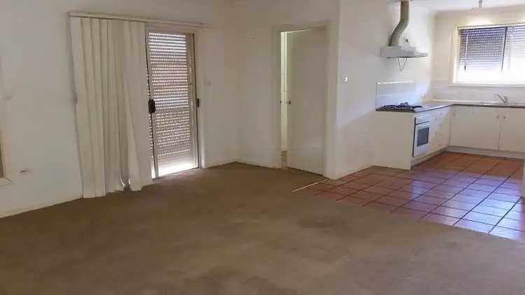 Fifth view of Homely unit listing, 2/36 Walter Street, St Albans VIC 3021