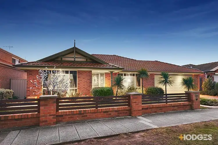 11 Franklin Parade, Lynbrook VIC 3975