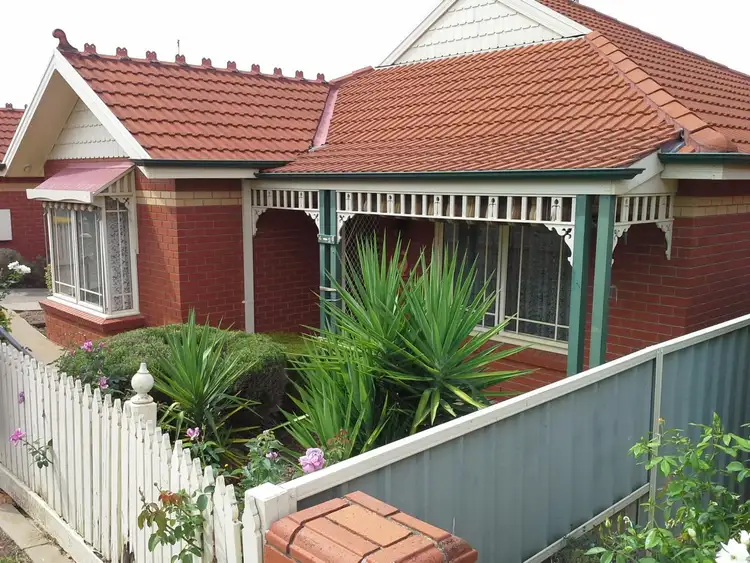 4/26 Clarendon Street, Maryborough VIC 3465
