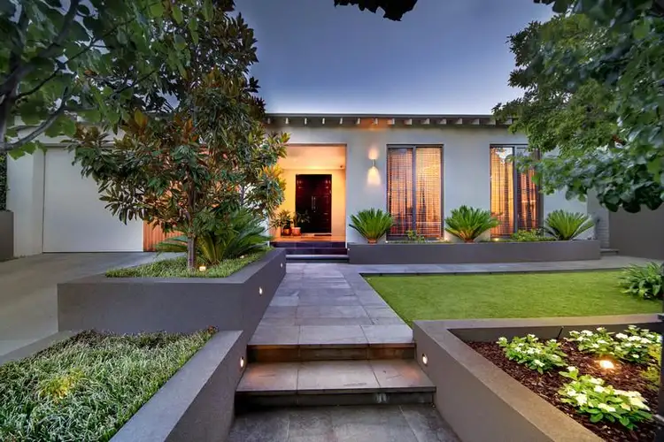 4 Merton Street, Caulfield North VIC 3161