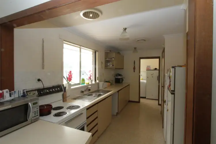 Second view of Homely house listing, 1 Canton Court, Ballarat VIC 3350
