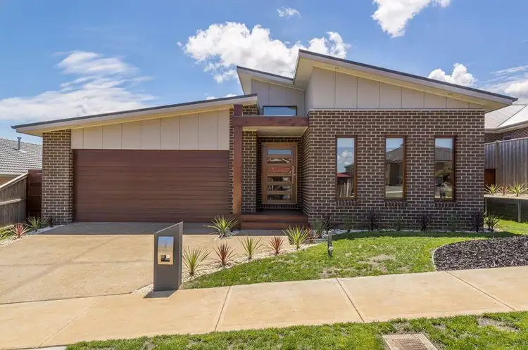 9 Tenterfield Avenue, Warragul VIC 3820