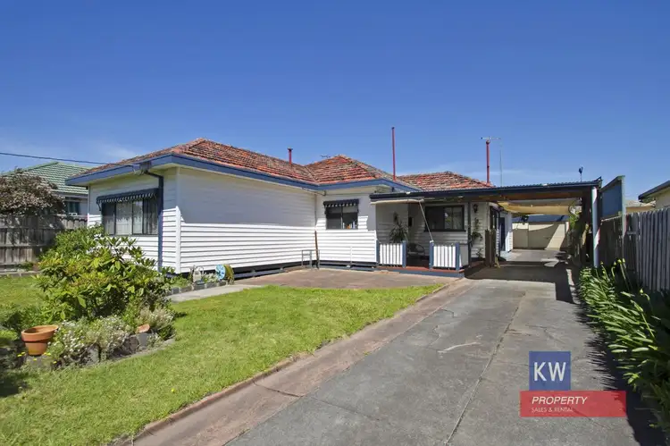 5 Watmor Avenue, Morwell VIC 3840