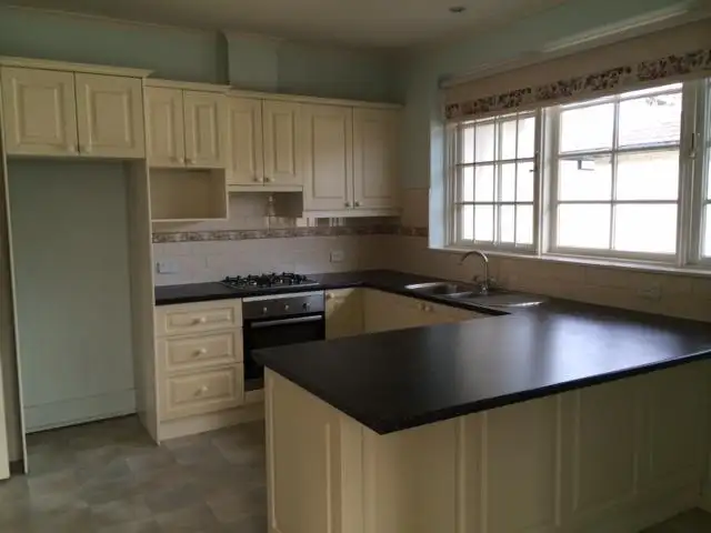 Fifth view of Homely apartment listing, 4/143 Edgevale Road, Kew VIC 3101