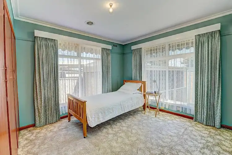 Sixth view of Homely house listing, 2 Stamford Street, Wendouree VIC 3355
