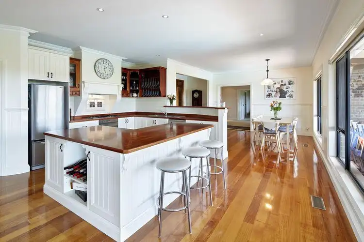 Second view of Homely house listing, 5 Larkones Court, Warragul VIC 3820