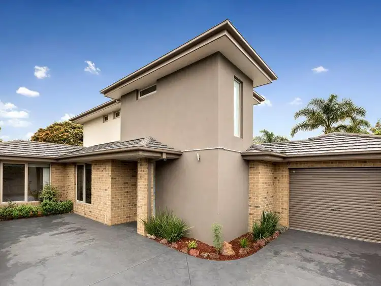 2/8 Narallah Grove, Box Hill North VIC 3129