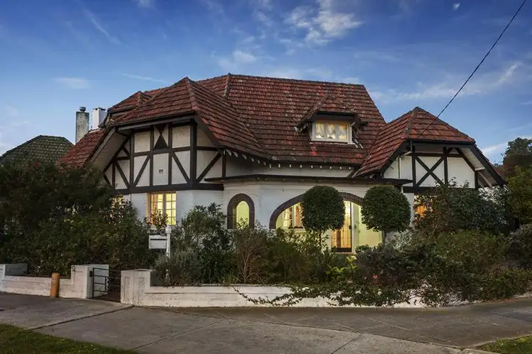 52 Brighton Road, St Kilda East VIC 3183