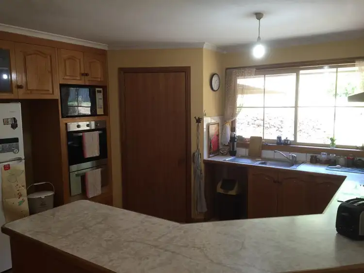 Seventh view of Homely house listing, 3 Leura Court, Camperdown VIC 3260