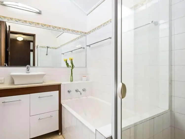 Fourth view of Homely unit listing, 12/69 Wattle Road, Hawthorn VIC 3122