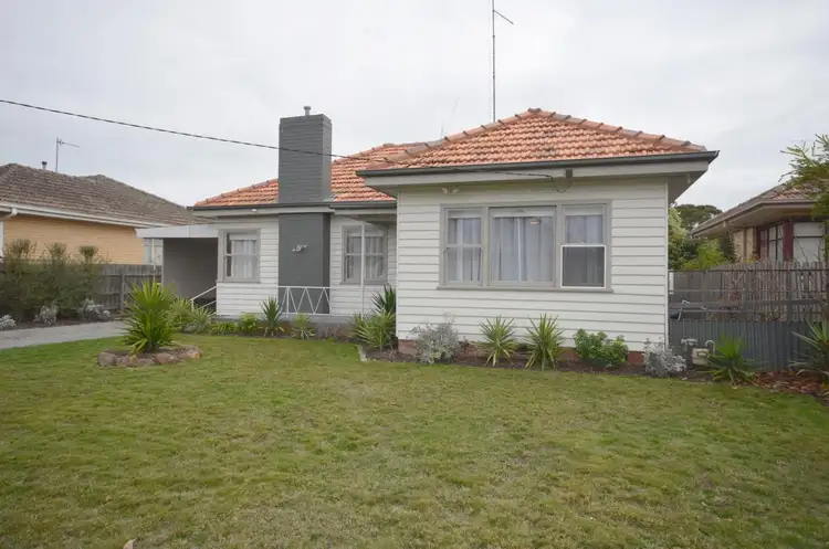 Main view of Homely house listing, 3 Hawthorn Grove, Wendouree VIC 3355