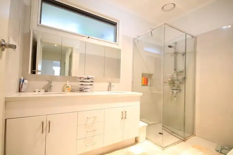 Fourth view of Homely villa listing, 8/19 Newlyn Street, Caulfield VIC 3162