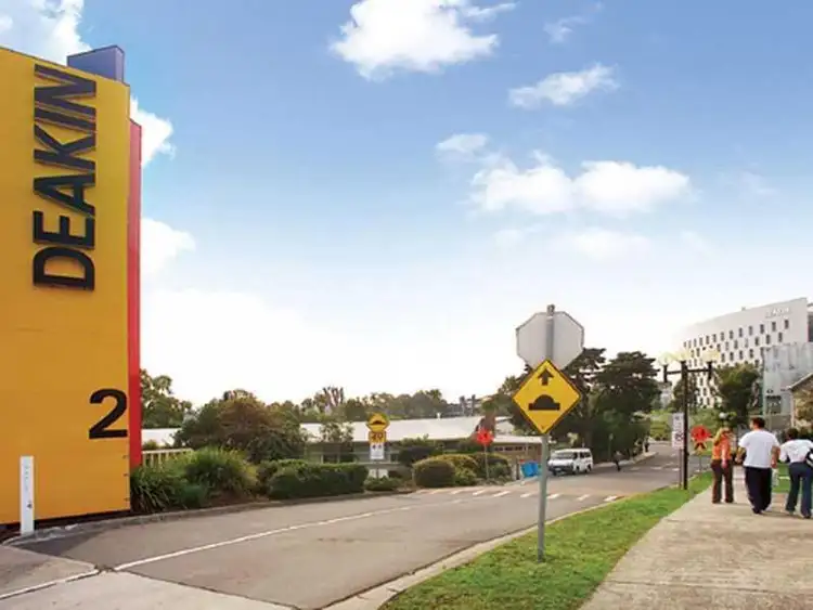 Sixth view of Homely townhouse listing, 1/7 Newbigin Street, Burwood VIC 3125