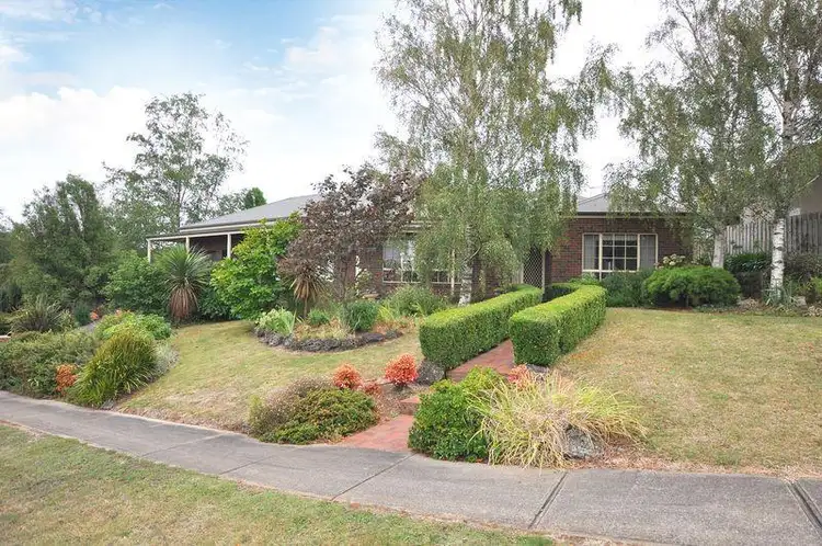 8 Cherrywood Place, Warragul VIC 3820