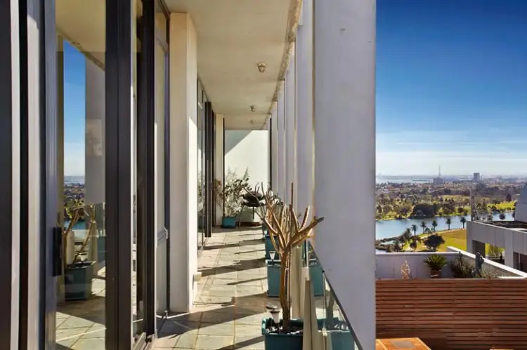Fourth view of Homely apartment listing, 1801/582 St Kilda Road, Melbourne VIC 3004