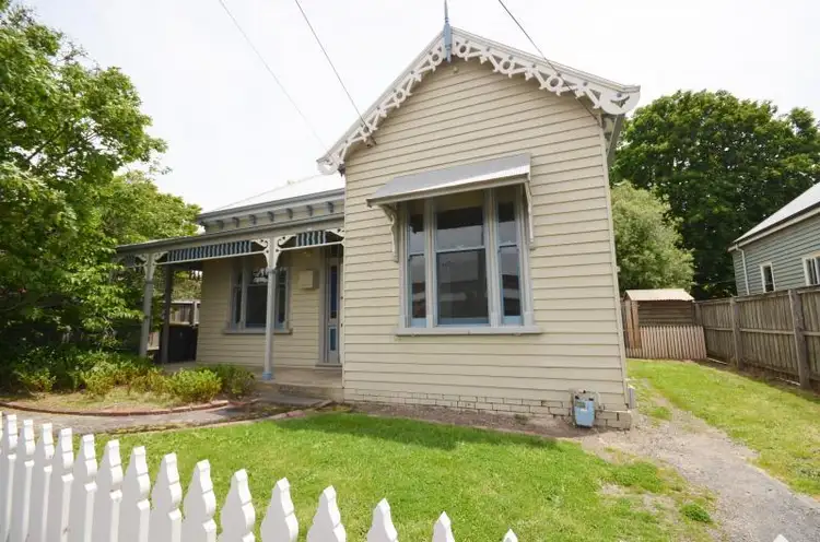 3 Loch Avenue, Ballarat Central VIC 3350