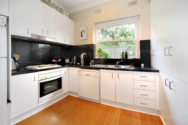 Fifth view of Homely apartment listing, 3/29A Wallace Avenue, Toorak VIC 3142