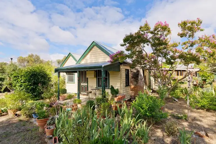 30 Newstead Road, Maldon VIC 3463