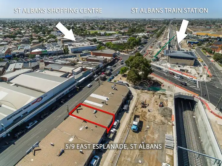 5/9 East Esplanade, St Albans VIC 3021