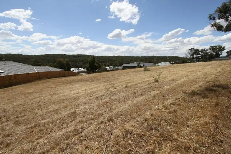 2 Triller Court, Brown Hill VIC 3350