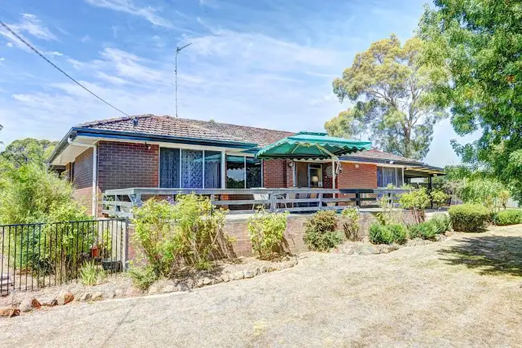7 Broomfield Road, Creswick VIC 3363