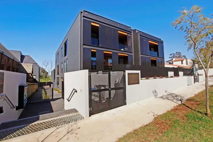 B101/12 Spring Road, Malvern VIC 3144