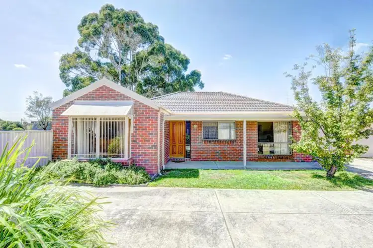 4/3 Bala Street, Sebastopol VIC 3356