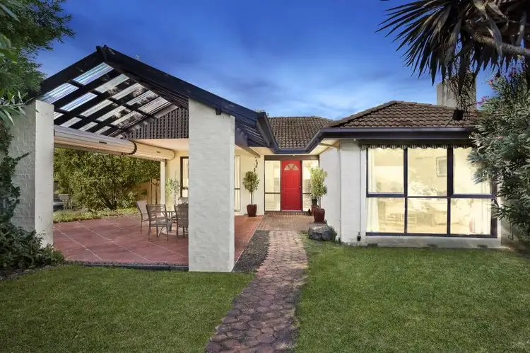 11 Blanche Drive, Vermont VIC 3133