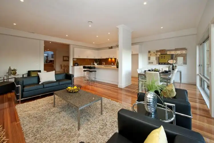 Fourth view of Homely house listing, 6 Warwick Court, Surrey Hills VIC 3127