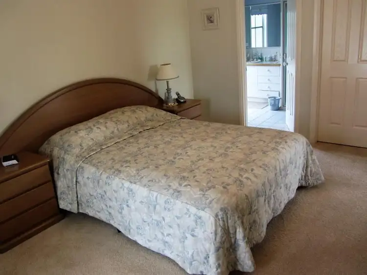 Sixth view of Homely house listing, 8 Waratah Court, Drouin VIC 3818