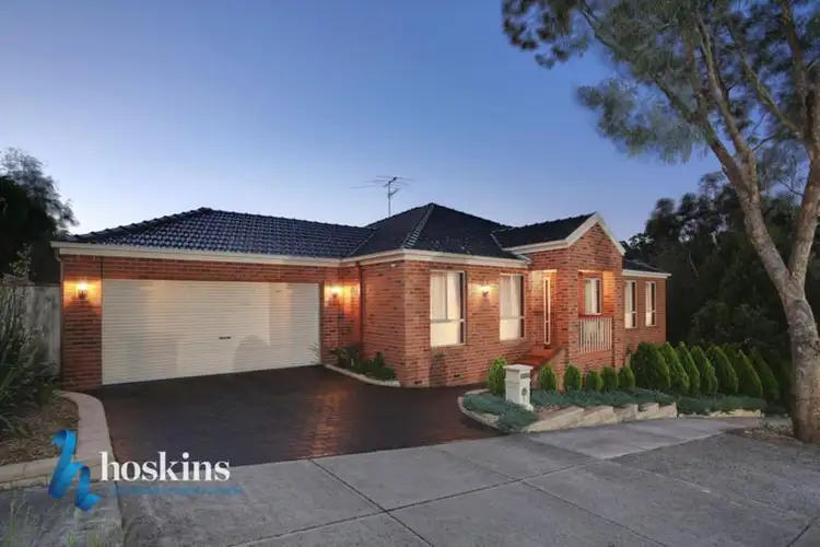 5 Forest Walk, Ringwood North VIC 3134
