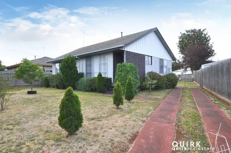 15 Pettit Street, Warragul VIC 3820