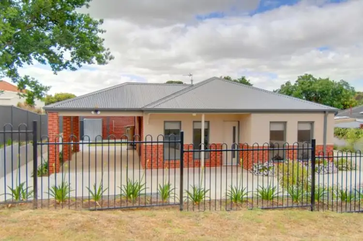 1/37a Victoria Street, Creswick VIC 3363
