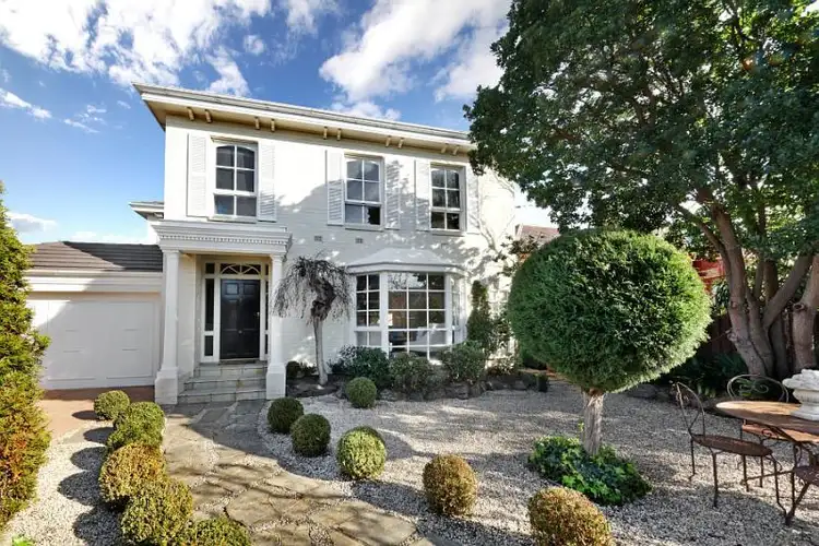 32 Elwood Street, Brighton VIC 3186