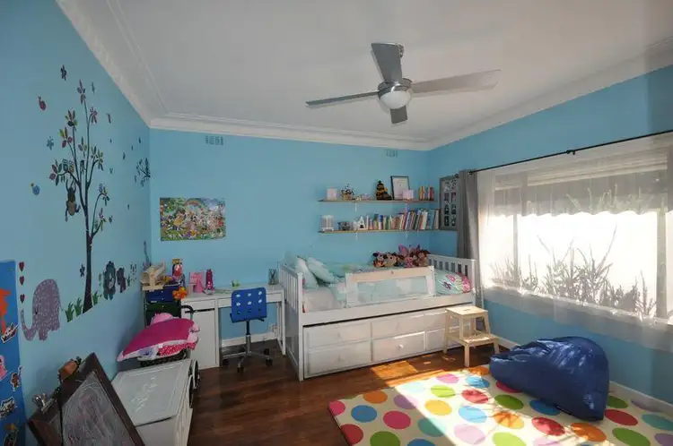 Sixth view of Homely house listing, 30 Sutton Street, Warragul VIC 3820