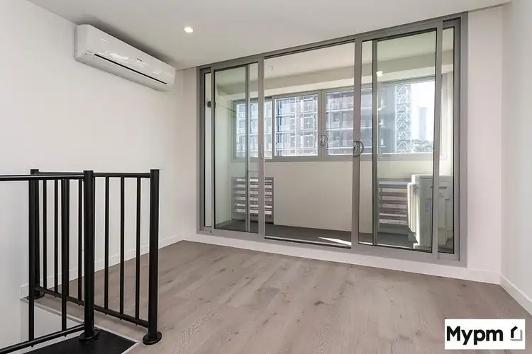 Third view of Homely apartment listing, 302/423-425 Spencer Street, Melbourne VIC 3000