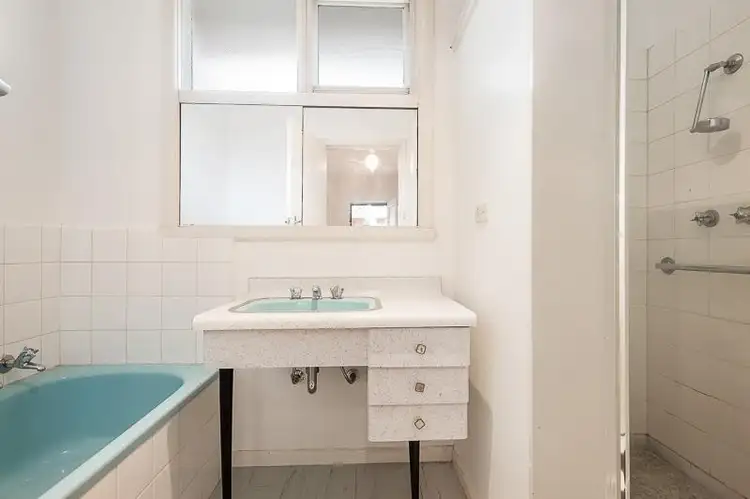 Fifth view of Homely apartment listing, 2/22 Seymour Grove, Camberwell VIC 3124
