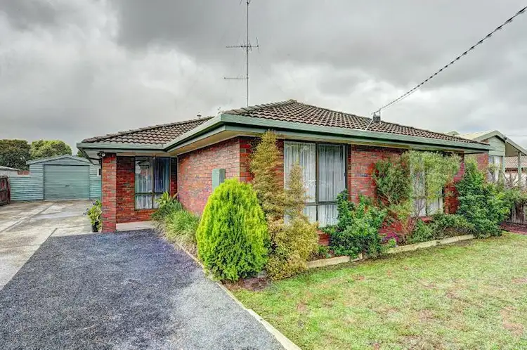 10 Lowan Street, Sebastopol VIC 3356